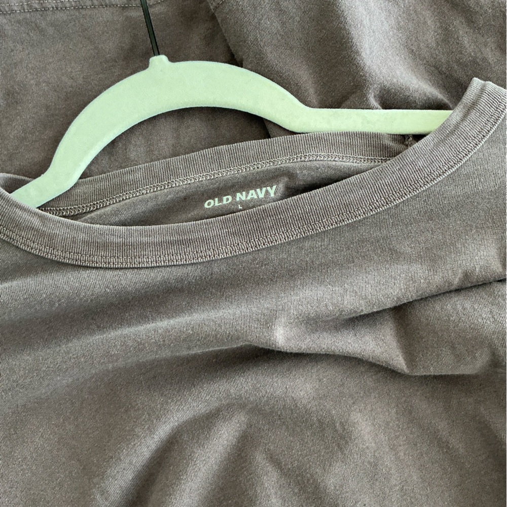 Old Navy Mauve Long Sleeve Tee - Picture 5 of 5